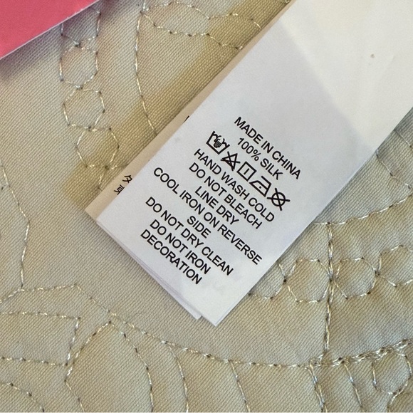 New Kate Spade New York Lady Leopard 34” Square Silk Scarf - Picture 9 of 10